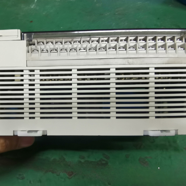 fx2n-48mr-3.png