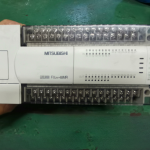 PLC Mitsubishi FX2N-48MR