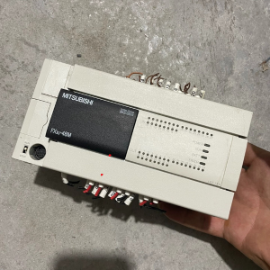 PLC Mitsubishi FX3U-48MT